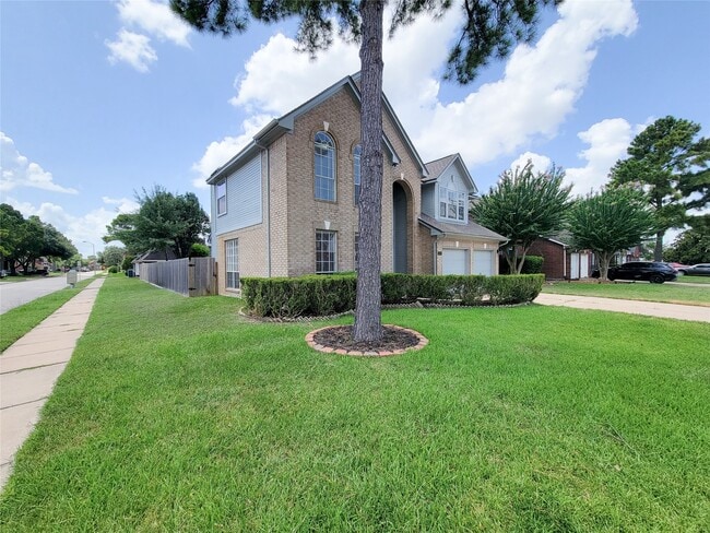 Photo - 17403 Canyon Knoll Dr