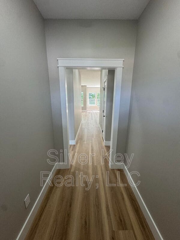 Photo - 918 Stratford Ave