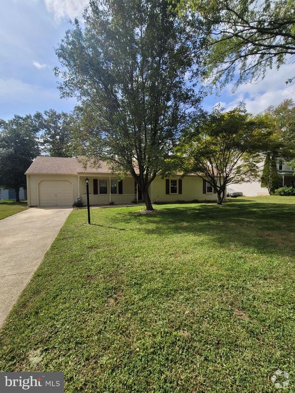 Building Photo - 3505 Smoke Tree Ct Rental