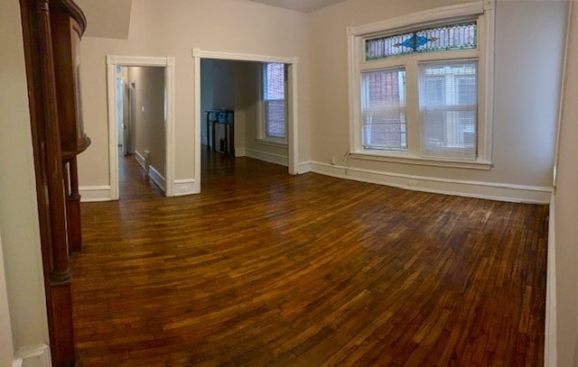 Photo - 221 Buckingham Pl