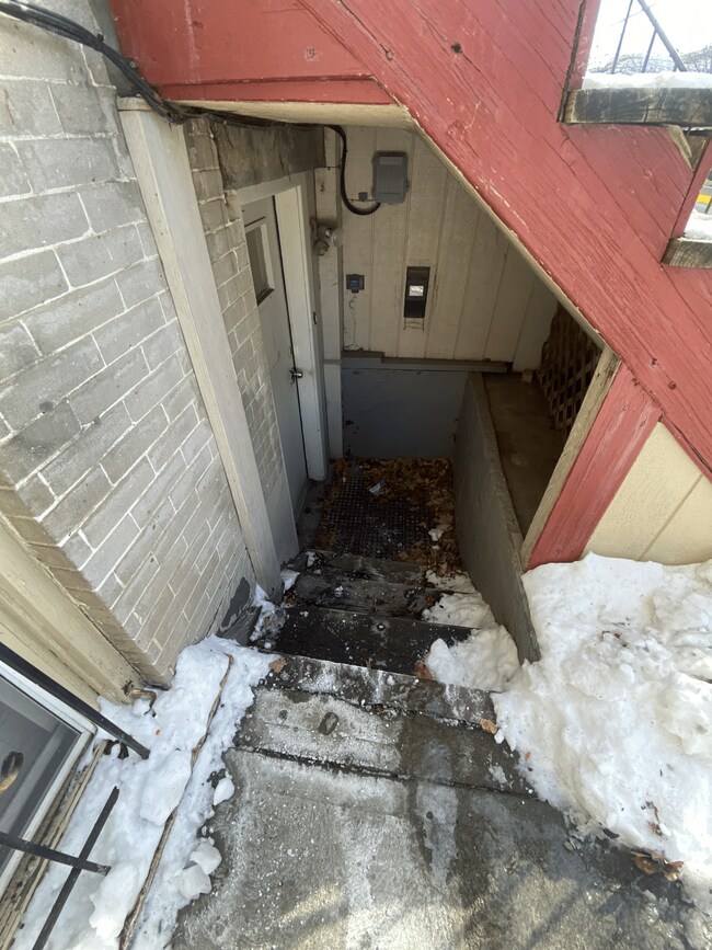 Photo - 713 State St Unidad BASEMENT