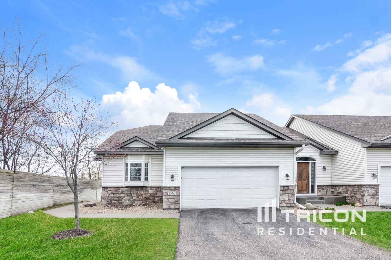 Photo - 2562 Vierling Dr E Townhome