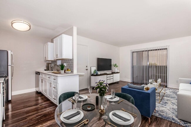 Photo - Tesoro Apartments