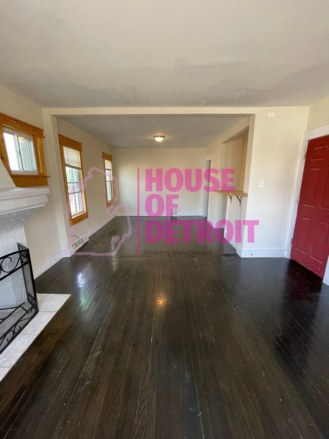 Photo - 16618 Woodingham Dr Apartment Unit 2