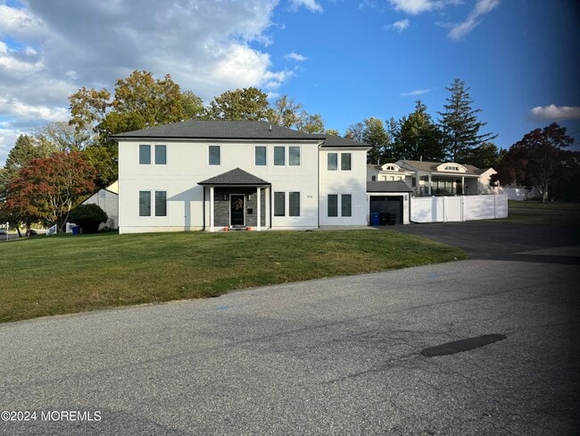 Building Photo - 975 Van Ct Ave