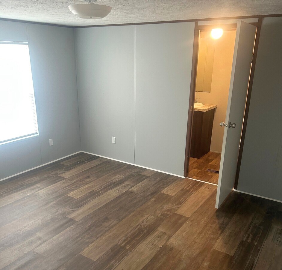 Photo - 429 Milan Ave