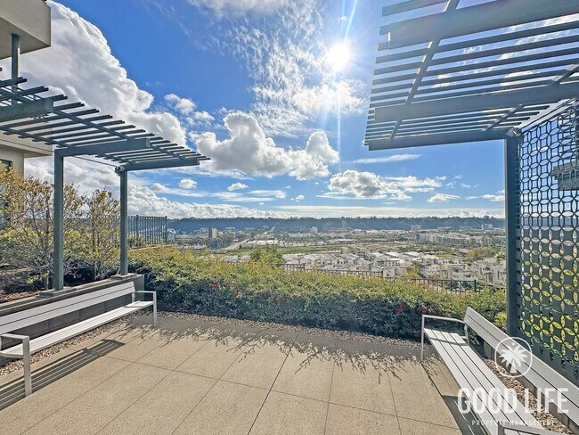 Photo - Beautiful 3B/3BA w/ 2 Car Garage, Washer/Dryer and Private Patio!