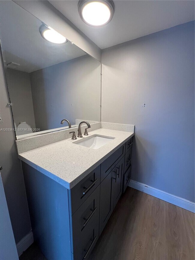 Photo - 703 Gardens Dr