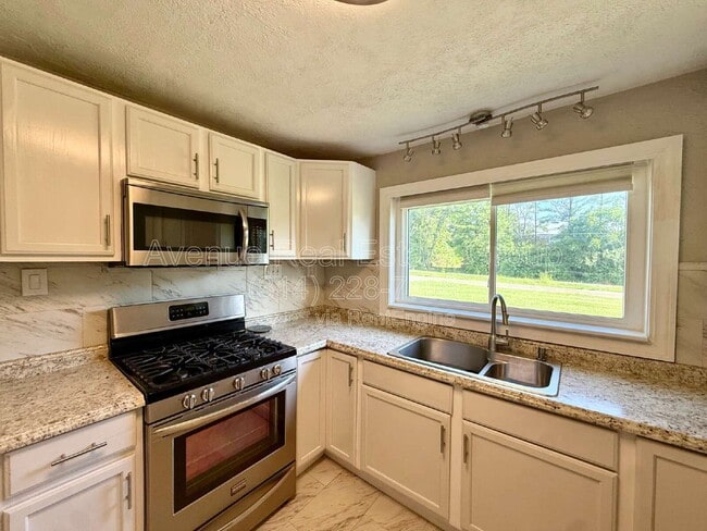 Photo - 4650 E Concord Rd