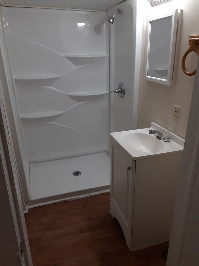 Photo - 1512 Flora St