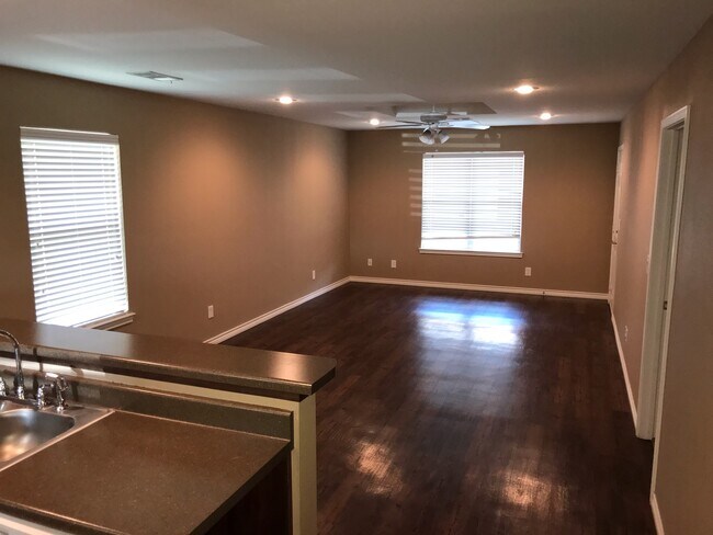 Photo - 4281 Castlegate Dr Unidad 4281