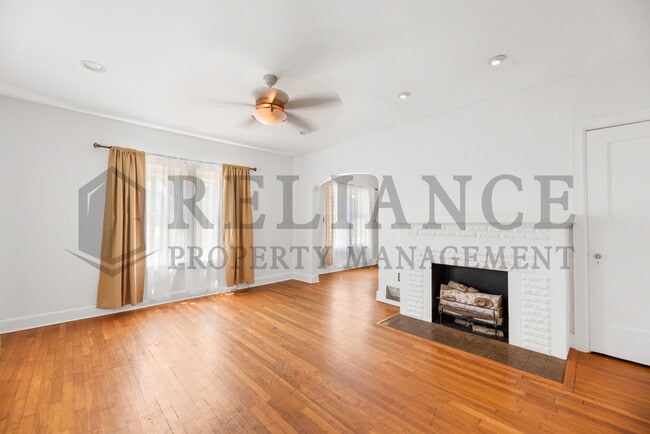 Photo - 601 N Pershing St