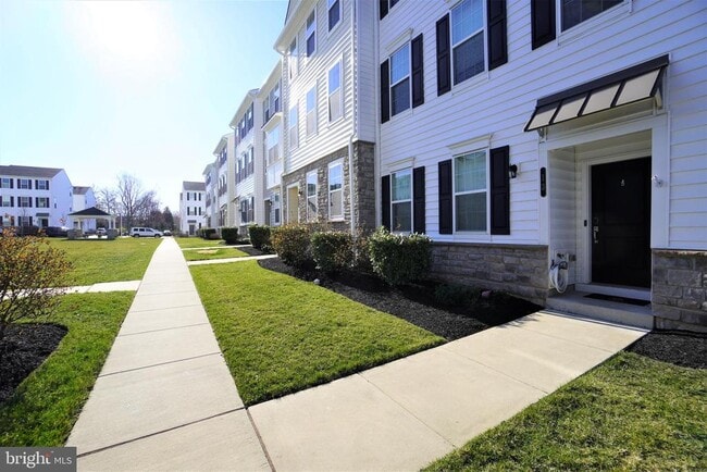 13 Jessop Ln