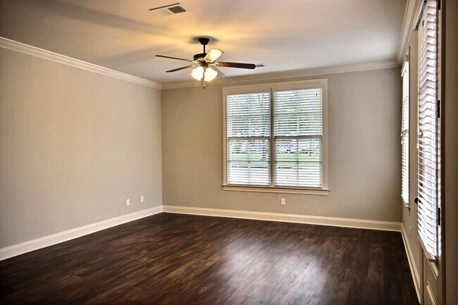 Photo - 214 E South St