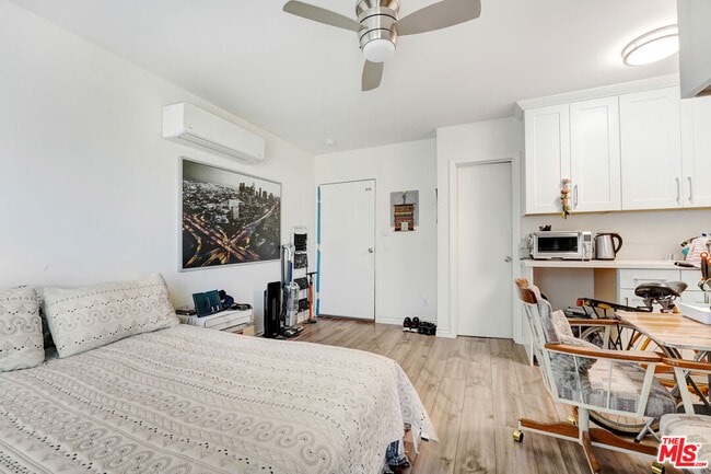 Photo - 1740 Hauser Blvd Unit 8