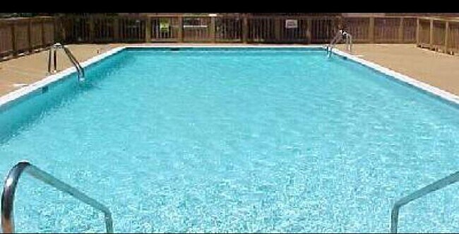 Photo - 1211 S Eads St Unit 404