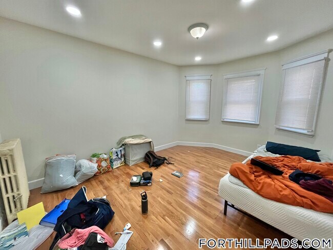 Photo - 49 Beech Glen St Unit 3