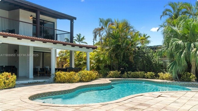 Photo - 7536 W Treasure Dr