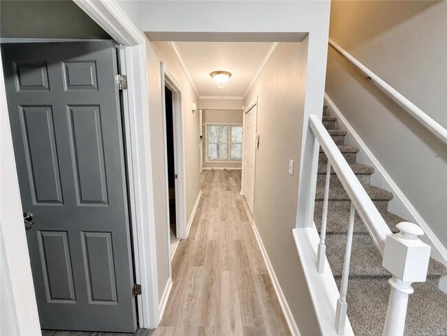 Photo - 5031 Bell Dr SE