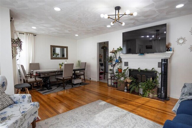 Photo - 3613 Vestal Rd