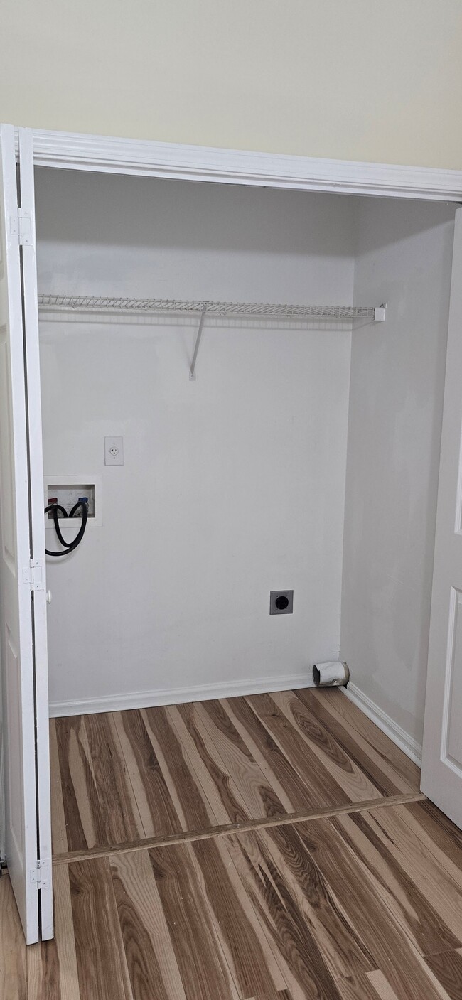 85 Cashew Ct