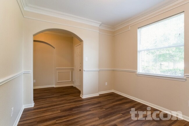 Photo - 32331 Hunter Park Ct