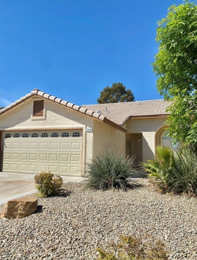 Photo - 5441 Cove Point Dr