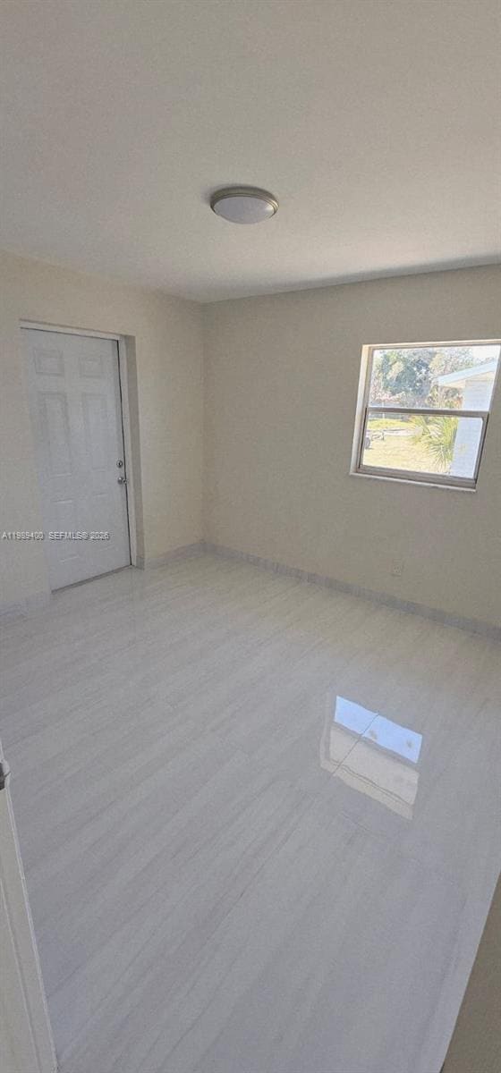 Photo - 338 8th Ave SW