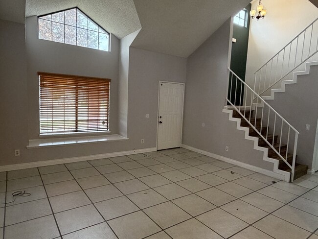 Photo - 29639 Greenhill Dr