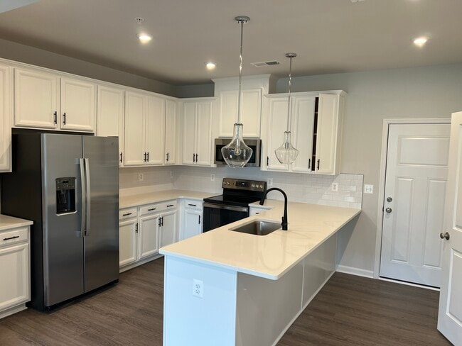 Photo - 9233 Magellan Pkwy