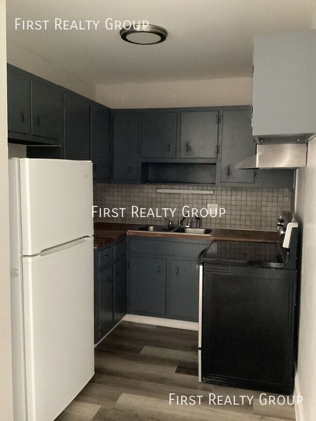 Photo - 5600 N Main St Unidad #302