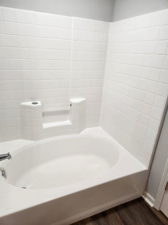 Midlothian2 bed 2 bath CondoBristol Vil... House Rental in