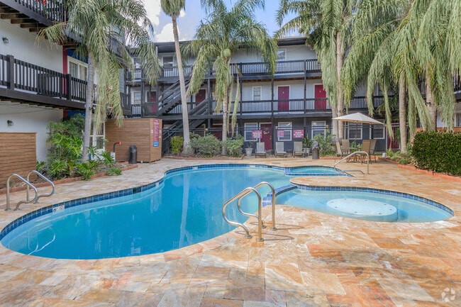Building Photo - Margeaux Metairie Apartments