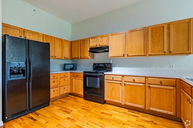 2 BR, 2 BA - 1,500SF - Magnolia Parke