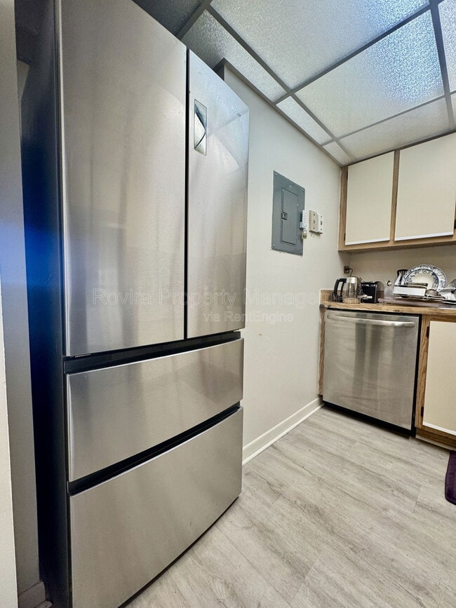 Photo - 1740 NW N River Dr Unit 516