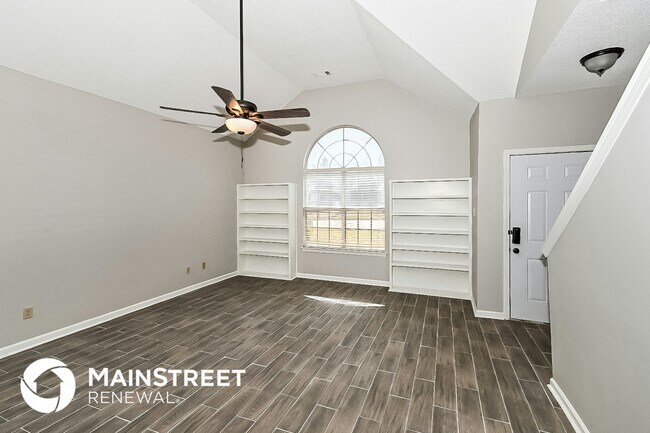 Photo - 8672 Overcup Oaks Dr