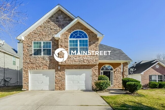 Building Photo - 3 Bedroom Pet-Friendly Home in Hampton, GA with Main Street Renewal