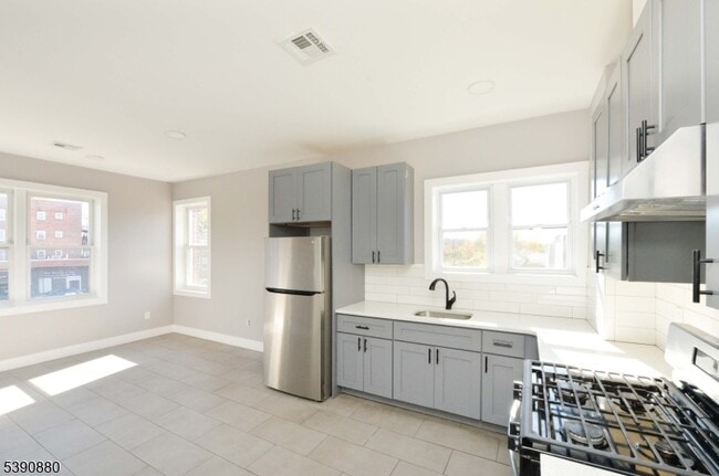 Photo - 9-9 Watsessing Ave