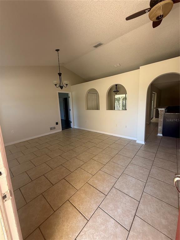 36 Firethorn Ln