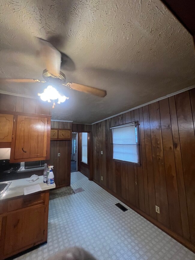 Photo - 221 E Covington St Apartments Unit 221 E Covington  A