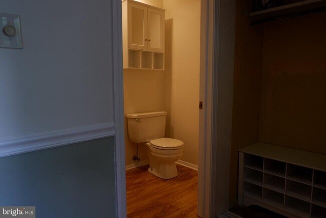 8284 Mary Lee Ln