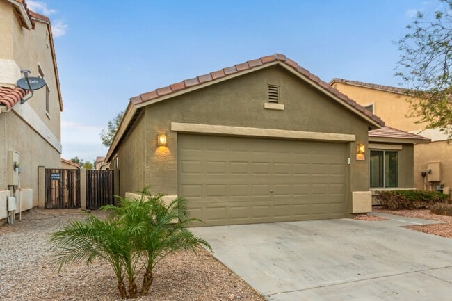 25852 W Globe Ave