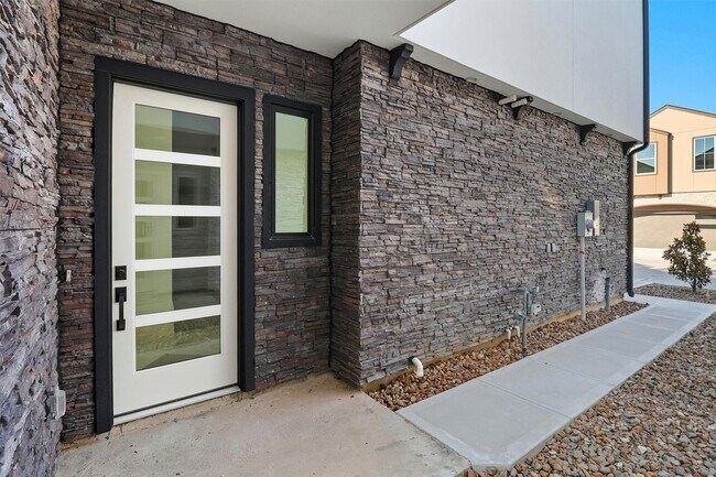 Photo - 2923 El Fenice Ln