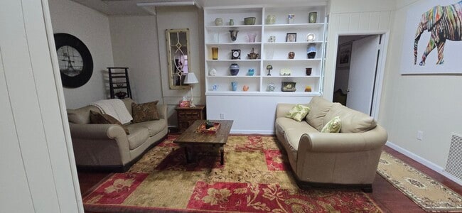 Photo - 1447 Lincoln Way Unit 1447