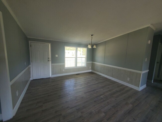 Photo - 2001 McGuire ~ McDougald Downs