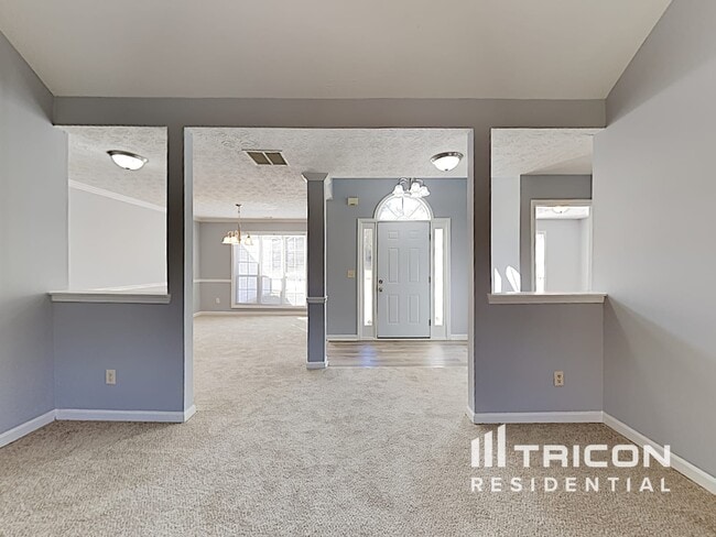 Photo - 615 Bridle Creek Dr