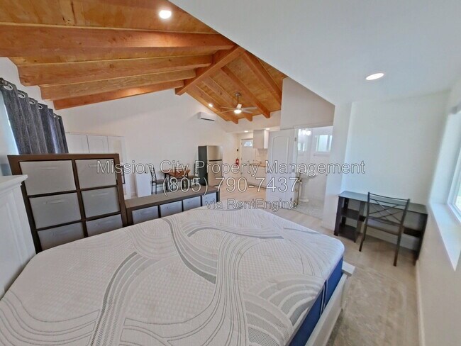 425 San Domingo Dr
