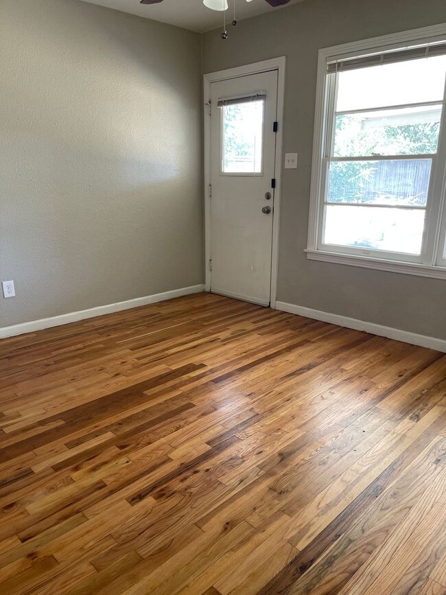 Photo - Pre Leasing for fall 2026! 4/3.5 in Tech Terrace!