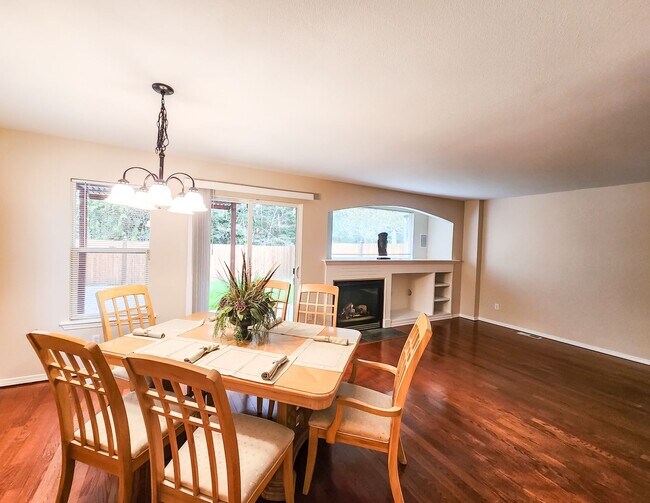 Photo - 3-Bedroom Gleneagle Townhome Available Now!