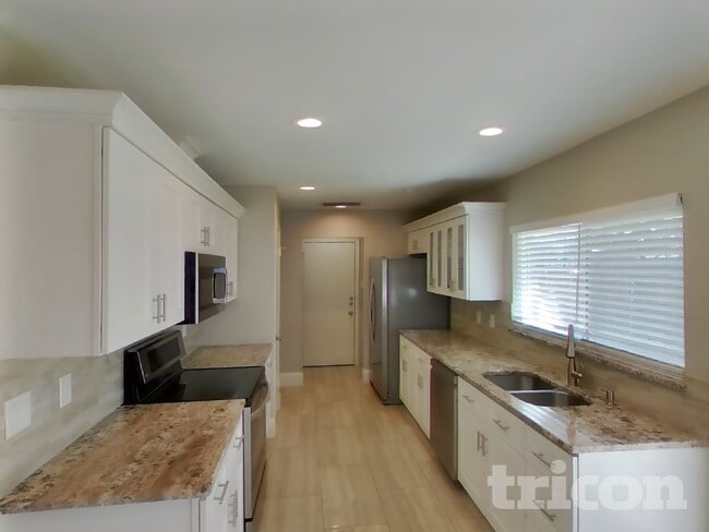 Photo - 606 Perdido Dr